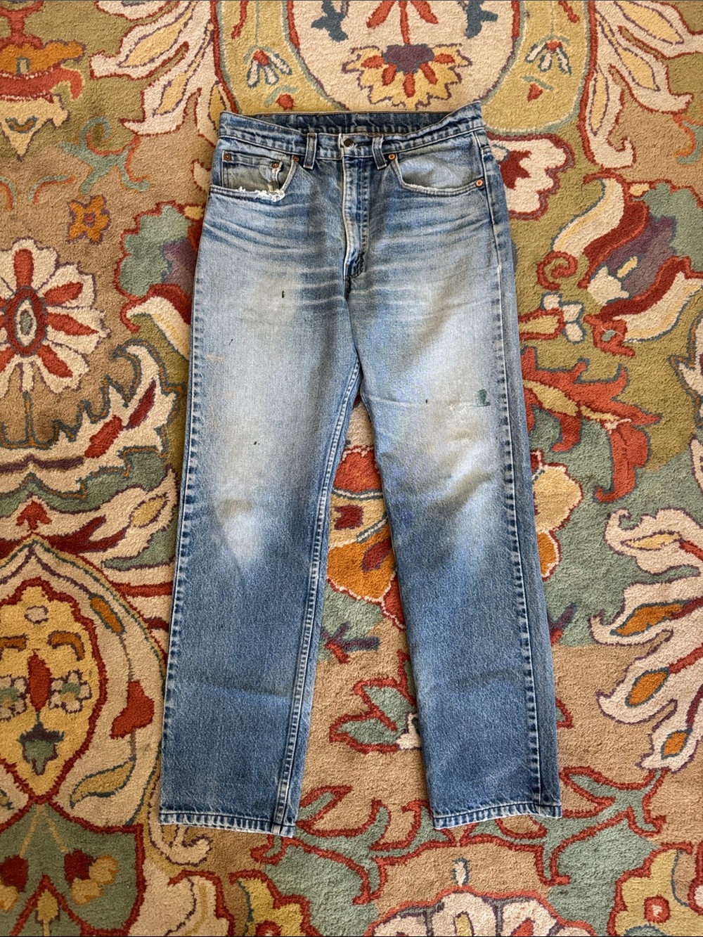 Vintage Distressed Leviโs Light Blue Menโs Straight Jeans 32